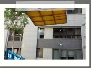 台南欣欣吊車搬家現場吊運至高樓層